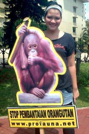 Melanie Subono Denounces Orangutan Massacres on Kalimantan