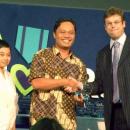 Rosek Nursahid (Ketua ProFauna Indonesia), Menerima Penghargaan Internasional dari UK